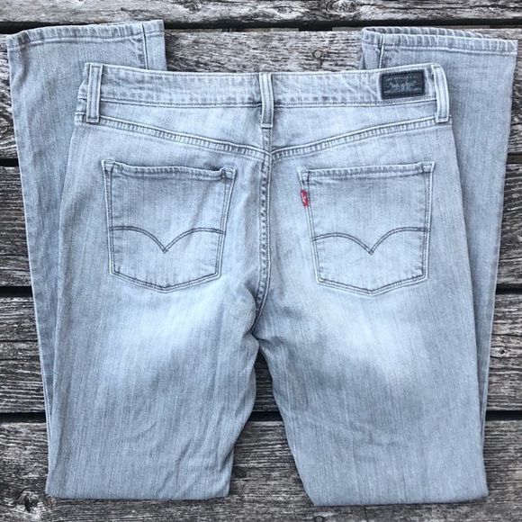 Levi's Denim - Levi’s Mid Rise Stright jeans